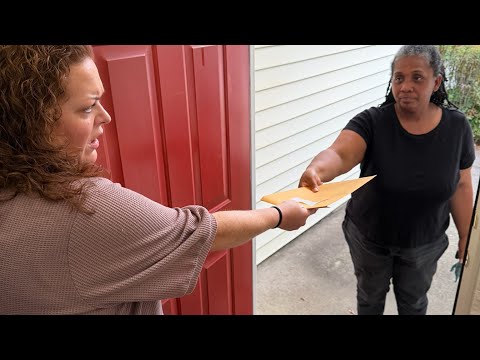 Thumbnail for Bethany GETS SERVED papers! Brooke shakes her head and calls Sharra to tell her