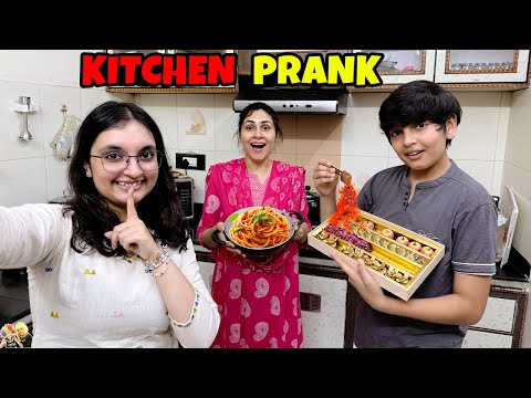 Thumbnail for KITCHEN PRANK | Papa ke liye special dish | Aayu and Pihu Show
