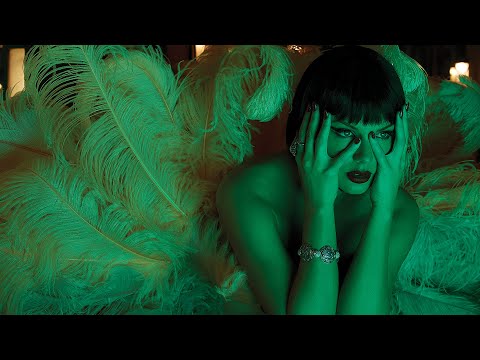Thumbnail for Taylor Swift - Elizabeth Taylor (Visualizer)