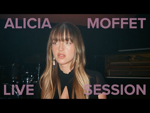 Thumbnail for Alicia Moffet - Live Session (Official Video)