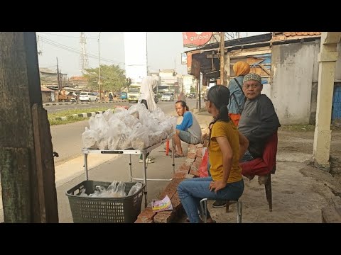 Thumbnail for LIVE JUAL DONAT & NASI UNTUK BERBAGI JUMAT BERKAH