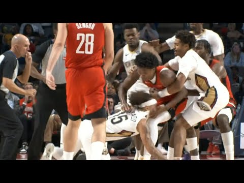 Thumbnail for Amen Thompson and Jose Alvarado FIGHT in preseason and neither get ejected 😳