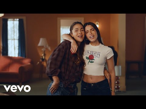 Thumbnail for Zhamira - Cómo Fue? (Official Video) ft. Greeicy