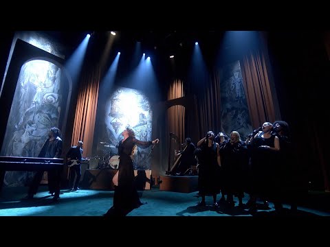 Thumbnail for Florence + The Machine - Everybody Scream (Live on the Graham Norton Show)