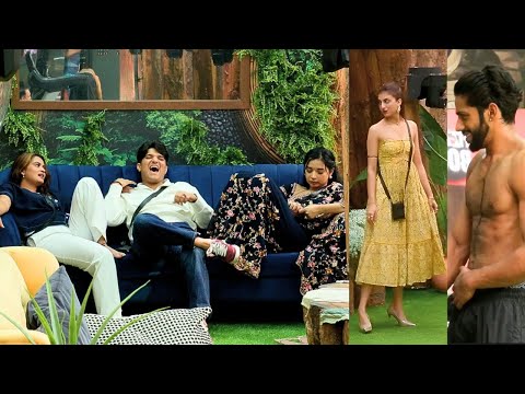 Thumbnail for Bigg Boss 19 New Promo: Tanya Ne Kiya Farhana Aur Baseer Ka Relationship Expose, Mridul Makes Fun