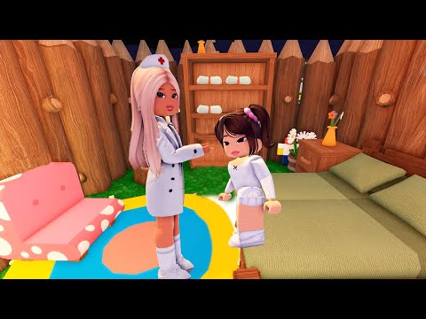 Thumbnail for Construí Un Hospital En El Bosque. Roblox 