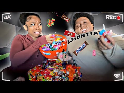 Thumbnail for I GAINED 500 POUNDS EATING HALLOWEEN CANDY 😱 | VLOGTOBER DAY 15